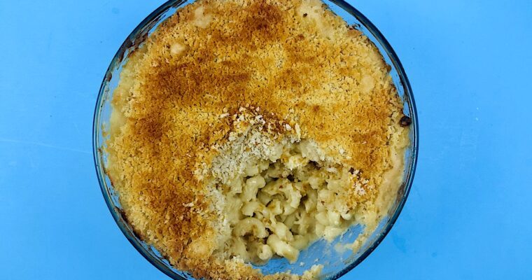 Easy Baked Mac and Cheese