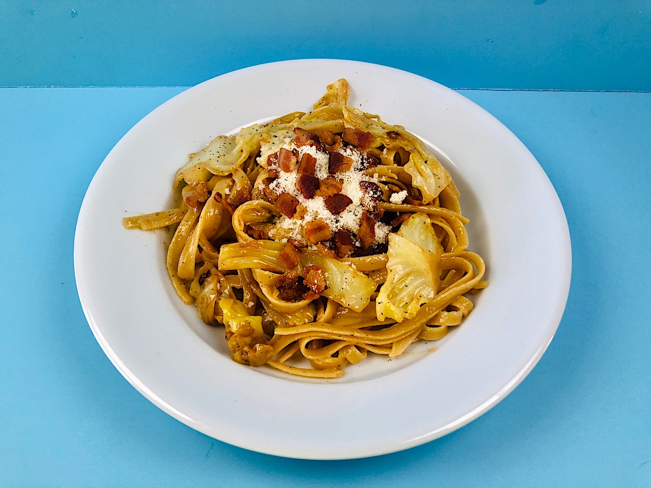 Cabbage and Prosciutto Pasta